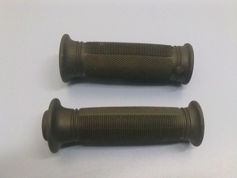 Handlebar grips, barrel style, black, pair, Jawa ČZ