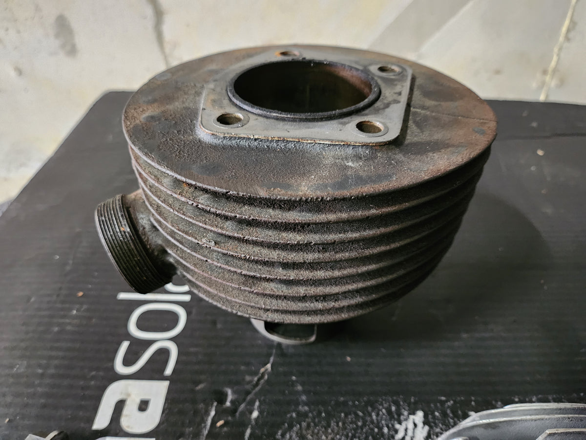 Jawa 353 head, Cylinder with Almet 0.75 piston,studds, clutch and magnet cover- used