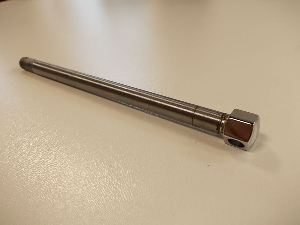 Front Wheel Axle Jawa Pérák Chrome