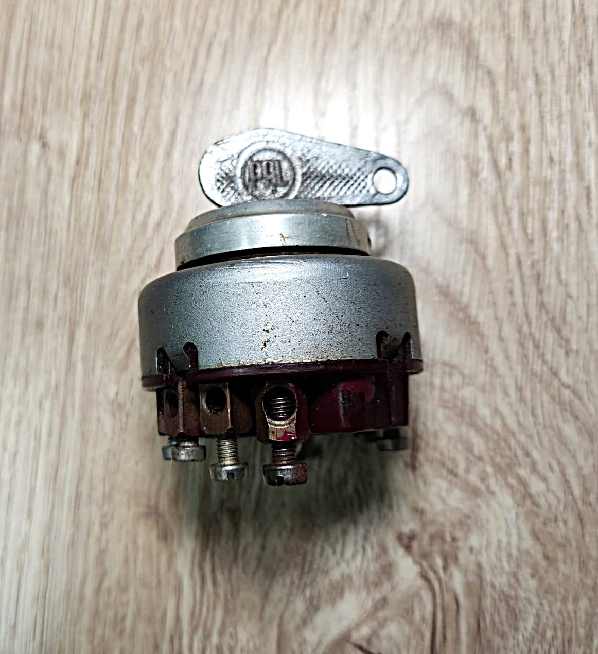PAL ignition key nail type 3 step - Used